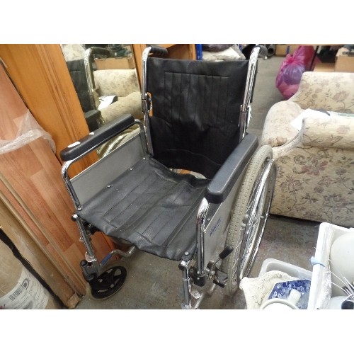 562 - INVACARE WHEELCHAIR