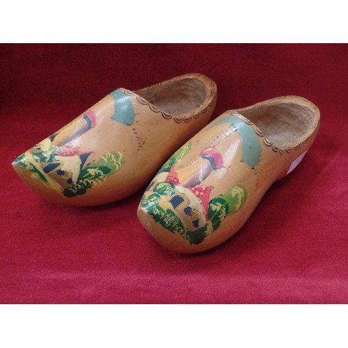 70 - HAND-PAINTED DUTCH WOODEN CLOGS. FULL-SIZED
