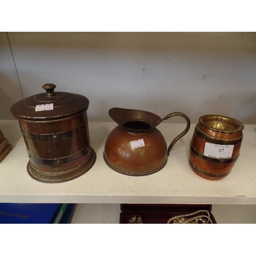 87 - 3 SMALL VINTAGE BRASS ITEMS.TEA CADDY WIT LID