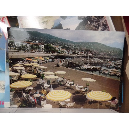 107 - RETRO-VINTAGE SOUVENIR POSTCARDS ETC.