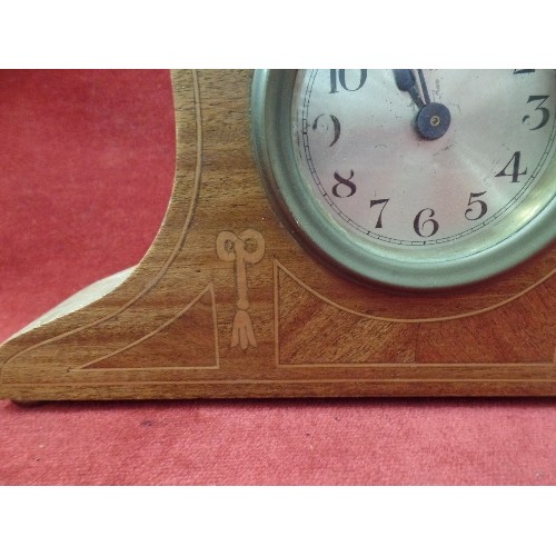 116 - SMALL WOODEN CASED MANTEL CLOCK, ART DECO, WITH INLAID DETAIL.