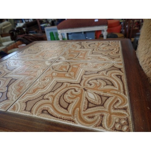 295 - NEST OF VINTAGE G-PLAN TILE-TOP TABLES. COFFEE, CARAMEL & BROWN TILES. GOOD CONDITION.