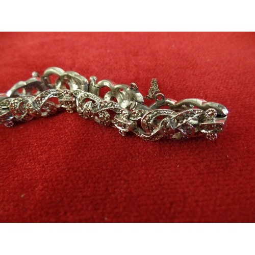 17 - VINTAGE MARCASITE BRACELET