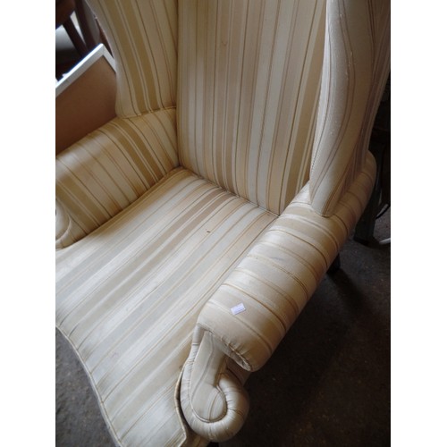 369 - LARGE VINTAGE QUEEN ANNE STYLE TALL-BACKED WING-BACK CHAIR. BY BRIDGECRAFT FURNITURE. CREAM AND SAND... 