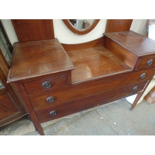 489 - ANTIQUE MAHOGANY INLAID 2/2 DRESSING TABLE WITH TRIPLE VANITY MIRROR