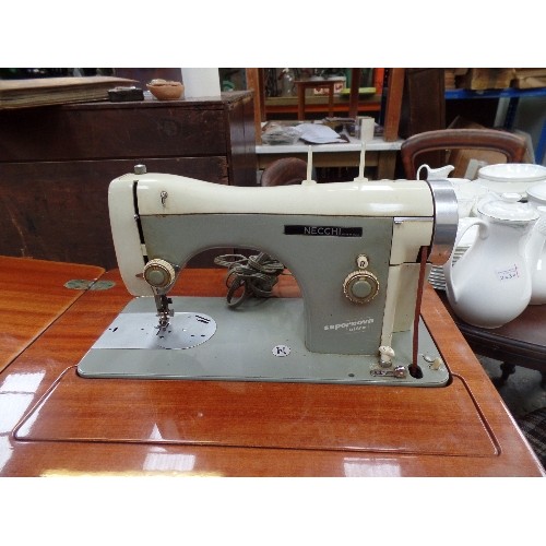 538 - A MID CENTURY NECCHI ITALIAN SEWING MACHINE , MODEL 