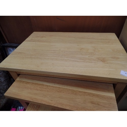 440 - SET OF 3 BEECH NEST OF TABLES