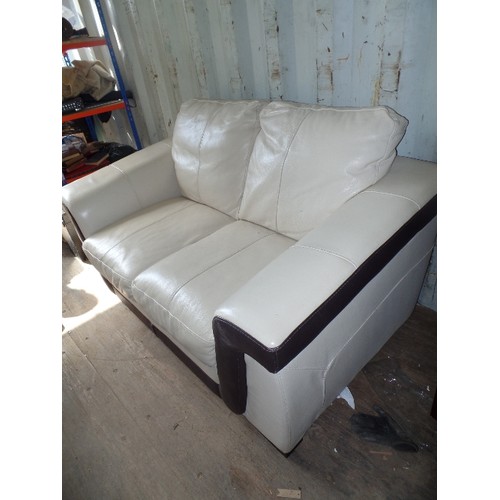 545 - CONTEMPORARY WHITE AND BROWN LEATHER 3 PIECE SUITE