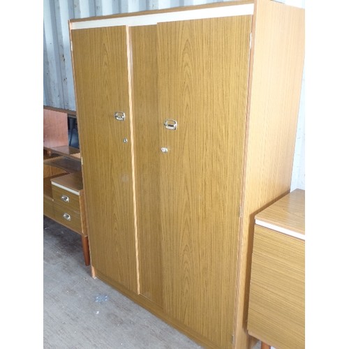 548 - RETRO WOOD EFFECT DOUBLE WARDROBE