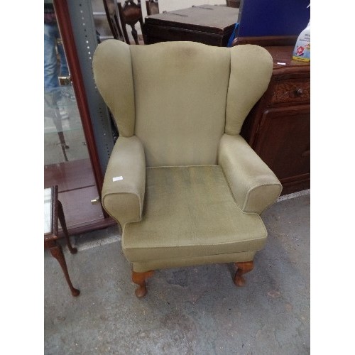 539 - VINTAGE WING BACK ARMCHAIR ON QUEEN ANNE LEGS IN GREEN UPHOLSTERY