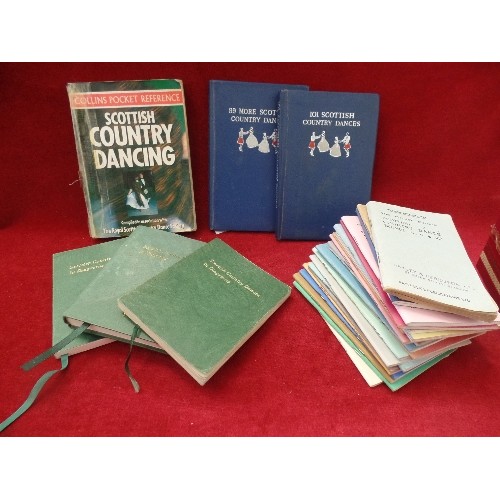 84 - SELECTION OF SMALL VINTAGE BOOKS ON SCOTTISH COUNTRY DANCING