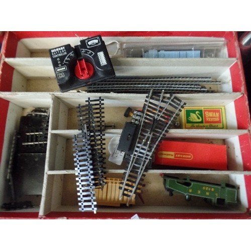 173 - MISCELLANEOUS MODEL RAILWAY ACCESSORIES INCLUDING TRACK, TRAINS, BATTERY CONTROLLER ETC