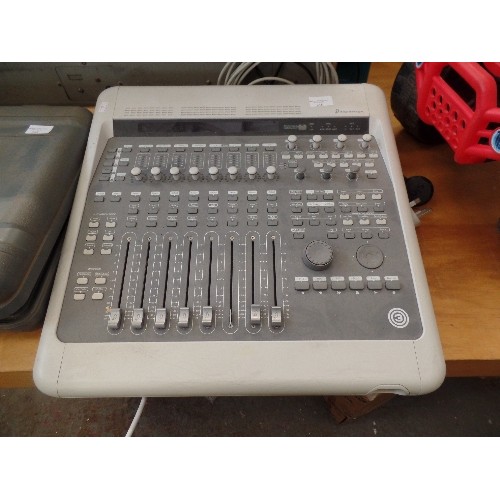 248 - Digidesign 003 Pro Mixing Console