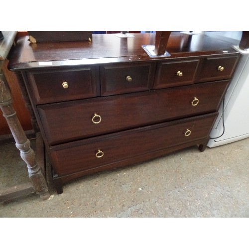 279 - STAG MINSTREL  4 OVER 2 CHEST OF DRAWERS