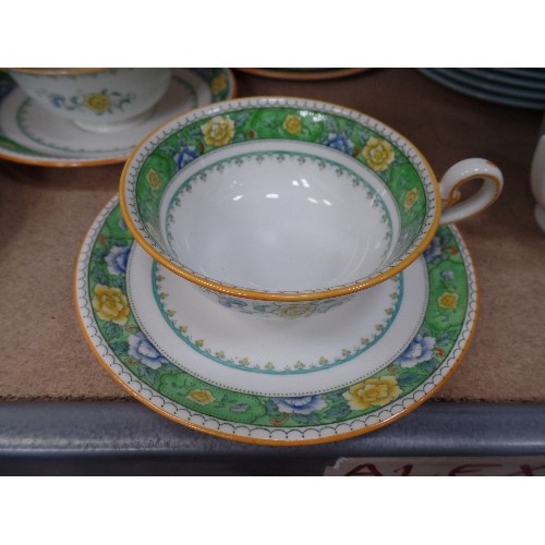 212 - A VERY PRETTY ROYAL DOULTON PART TEASET IN GREEN AND YELLOW PATTERN - 16 PIECES