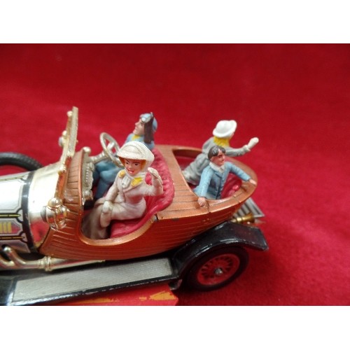 243 - ORIGINAL 1970'S CORGI CHITTY CHITTY BANG BANG CAR - IN FAIRLY GOOD CONDITION WITH ALL FIGURES HOWEVE... 