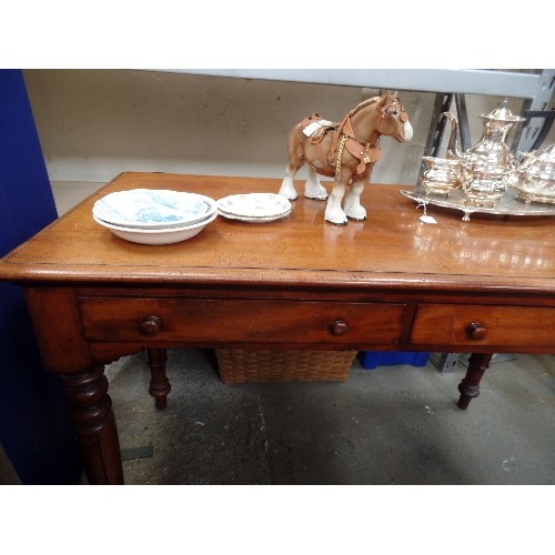 104 - AN EARLY VICTORIAN MAHOGANY SIDE TABLE WITH TWO DRAWERS ON TURNED AND FLUTED LEGS - 137CM X 67CM X 8... 