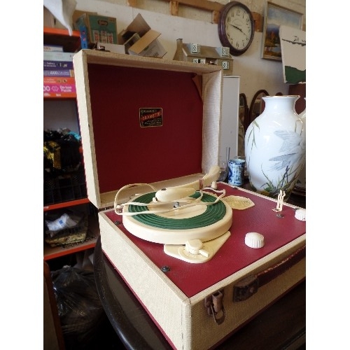 357 - SMALL RETRO-VINTAGE 'CRAMETTE BROADCASTER' PORTABLE RECORD PLAYER/TURNTABLE. IN CREAM/RED CARRY CASE... 