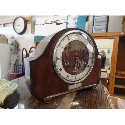 370 - LARGE VINTAGE MANTLE CLOCK, BY ALEXANDER CLARK LTD. WITH PRESENTATION PLAQUE FROM BRITISH RAIL FOR 4... 