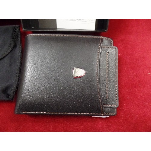 16 - A XUPER QUALITY LEATHER WALLET IN PRESENTION BAG AND BOX