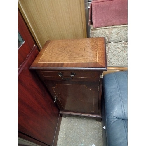 350A - WALNUT 1 DOOR 1 DRAWER CABINET WITH KEY