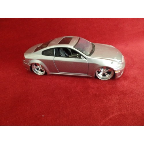 59 - 2004 LEXUS INFINTI G35 MODEL CAR