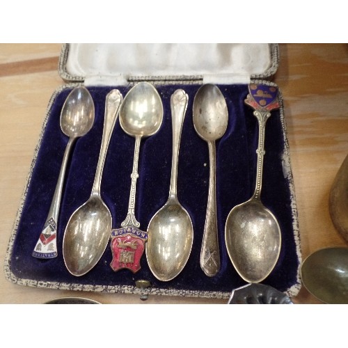 392 - MIXED SILVER & SILVER-PLATED ITEMS. 2 X STERLING SILVER TEASPOONS, BON-BON DISH, ART DECO BEAKER, SP... 