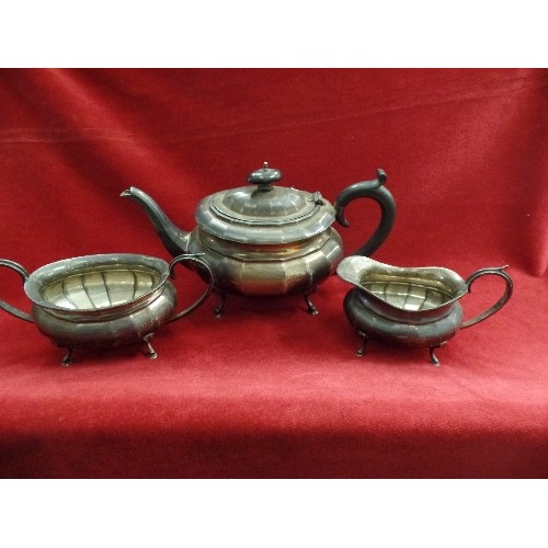 22 - STERLING SILVER TEASET - BIRMINGHAM 1930, WILLIAM ADAMS LTD - 958 GRAMS GROSS WEIGHT