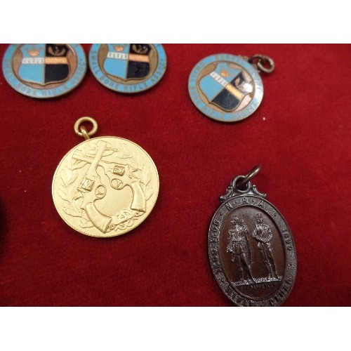 36 - 12 X RIFLE MEDALS, ENAMELLED METAL AND BRONZE METAL - SURREY COUNTY SMALL BORE RIFLE ASSOCIATION & R... 