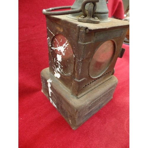 124 - EARLY 20TH CENTURY RAILWAY LAMP BY THE 