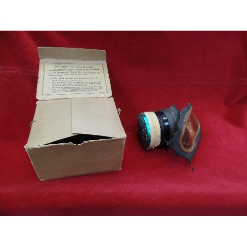 173 - WW2 GAS MASK IN ORIGINAL CARDBOARD BOX WITH INSTRUCTIONS - RUBBER PARTS HAVE PERISHED