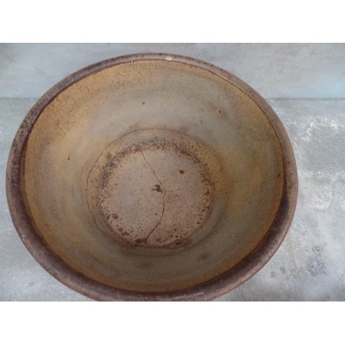 208 - 4 VICTORIAN SALT GLAZED STONEWARE BOWLS