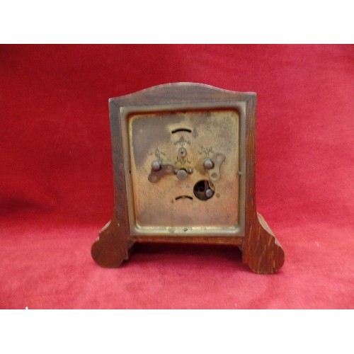 201 - AN ART DECO OAK CASED ALARM CLOCK - LUMINOUS HANDS AND NUMERALS - ALADDIN LAMP MAKERS MARK TO THE SI... 