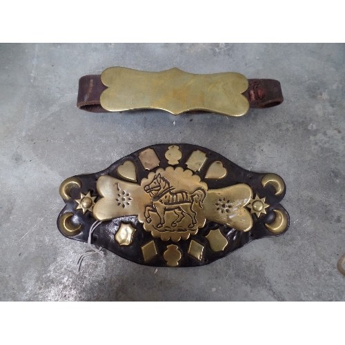 395 - A RARE VICTORIAN HAMEPLATE INCISED WITH A HORSE ON ORIGINAL LEATHER STRAP DECORATED WITH STUDS. ALSO... 