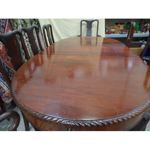 108 - 1920'S QUEEN ANNE STYLE OVAL EXTENDING DINING TABLE WITH ONE LEAF - GADROONED EDGE, WITH EIGHT MATCH... 