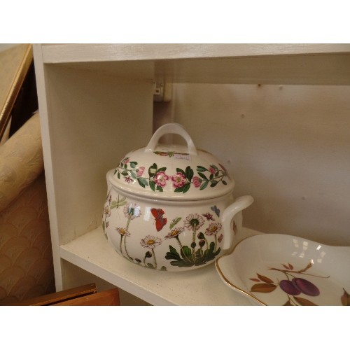 89 - WILD FLOWER  DECORATIVE TUREEN,  EVESHAM SERVING PLATE AND 2 CUPS BY SHELLEY
