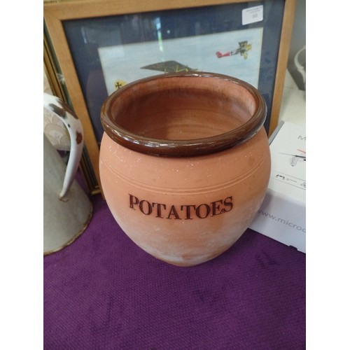 100 - TERRACOTTA POT WITH  IMPRINTED 'POTOTOES'