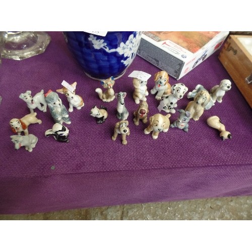 176 - VINTAGE WADE 'LADY & THE TRAMP' MINIATURE DOG FIGURES. CHARACTERS FROM THE 60'S FILM.
