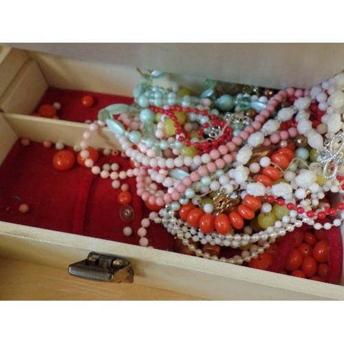 236 - 2 X JEWELLERY BOXES CONTAINING QUANTITY OF COSTUME JEWELLERY.