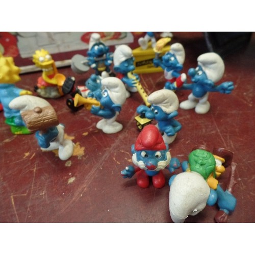 280 - 11 X SMURF FIGURES. TOGETHER WITH 2 X BART SIMPSONS, AND 4 X LISA SIMPSON FIGURES.