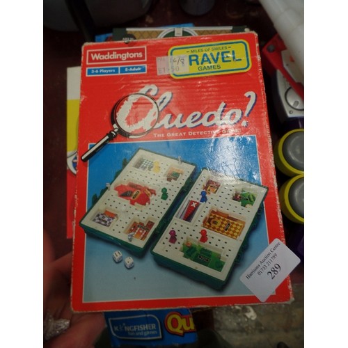 289 - 4 X BOXED GAMES. TWISTER, CLUEDO, QUOITS AND PUB QUIZ.