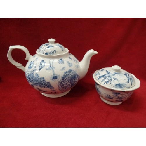 92 - PORTMEIRION  BOTANIC BLUE 7 PIECE SET WITH BOX - TEAPOT,SUGAR BOWL AND 2 CUPS AND SAUCERS