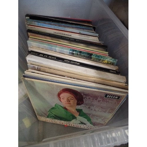 156 - QUANTITY OF VINTAGE LP RECORDS, MAINLY CLASSICAL. INC CHOPIN, VERDI-REQUIEM MASS, JAMES GALWAY, JOAN... 