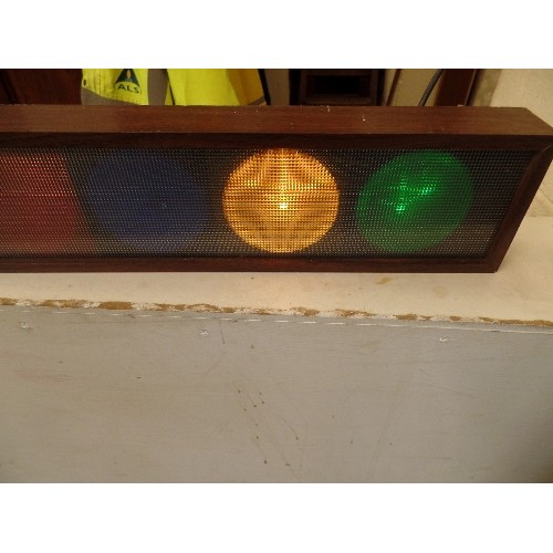 294 - RETRO MICROMARK AUDIO SENSITIVE PARTY CHASE LIGHT. MODEL 1563.