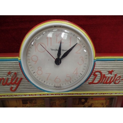 298 - 5 FABULOUSLY RETRO CLOCKS. INCLUDES A NEWHAVEN QUARTZ FAMILY DRIVE-IN, AMERICAN DINER WALL CLOCK. AN... 