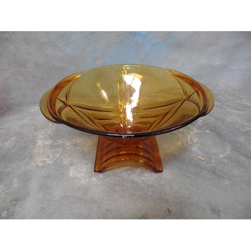 544 - 4 X STUNNING PIECES OF ART DECO GLASS - TO INCLUDE AN AMBER BOWL,  CRANBERRY JUG ETC