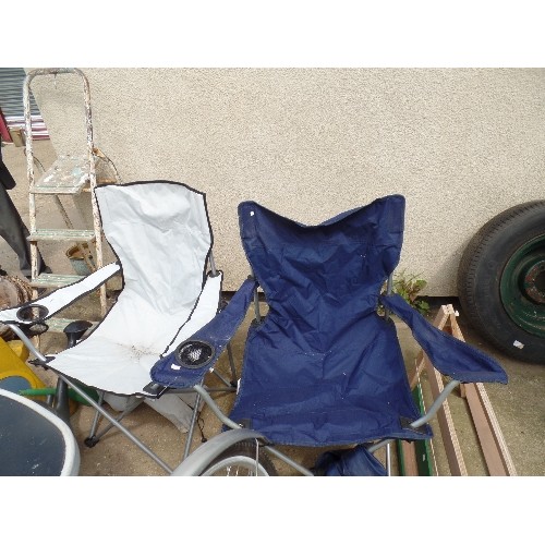 645 - 2 FOLDING CAMPING CHAIRS WITH DRINK HOLDERS, ONE WHITE AND ONE BLUE