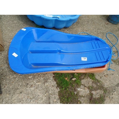 678 - 3 BLUE SLEDGES, NEW  AND AN ORANGE SLEDGE,