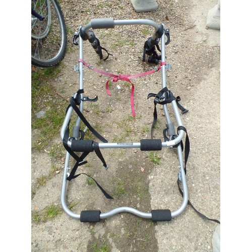 683 - BIKE CARRIER/RACK FOR A CAR TAKES 3 CYCLES UPTO 45KG