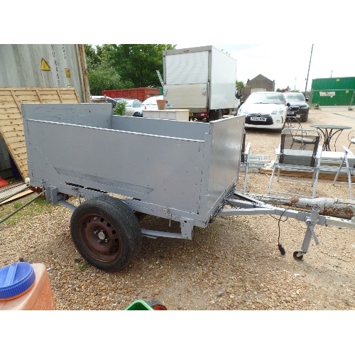 690 - TRAILER, ALL WORKING ELECTRICS